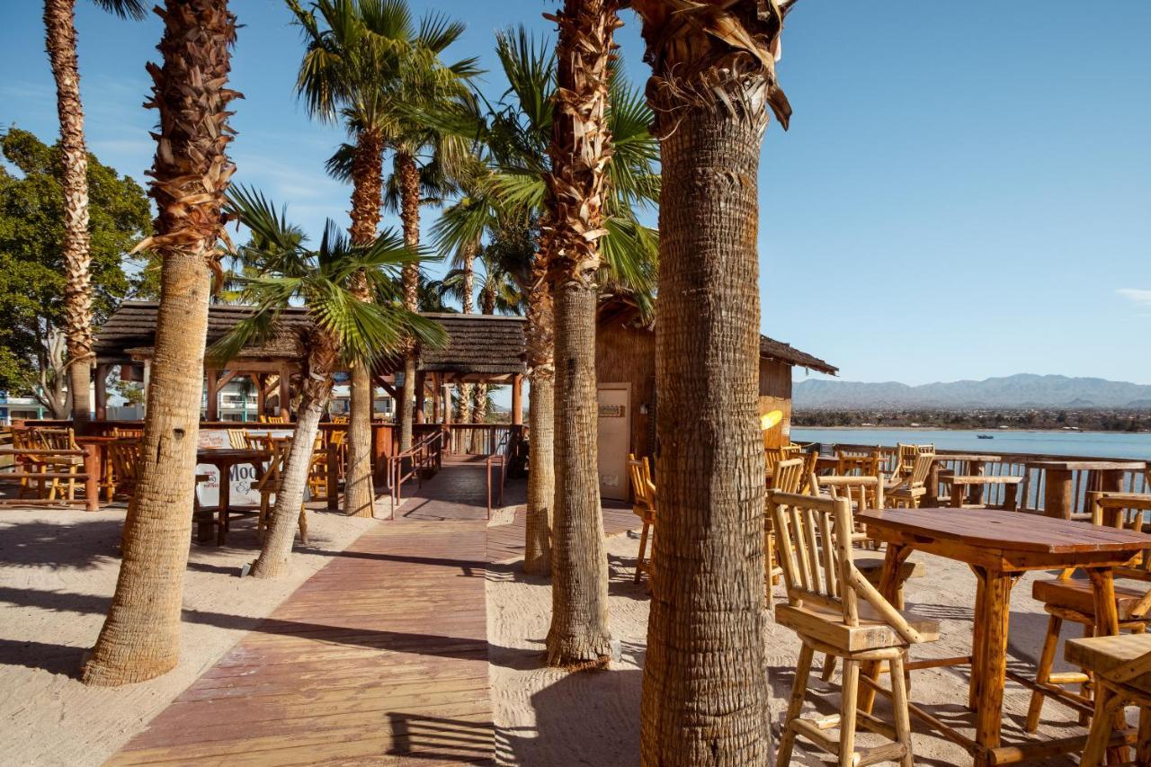 לייק הבאסו סיטי The Nautical Beachfront Resort מראה חיצוני תמונה