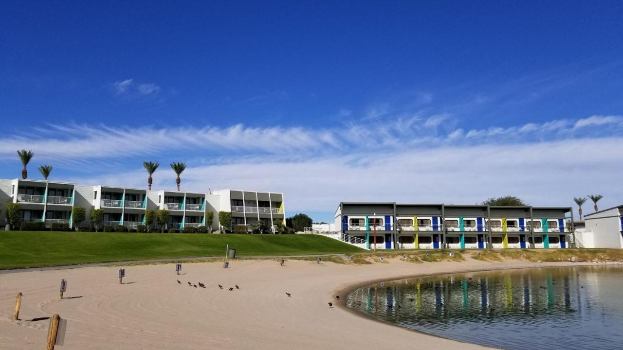 לייק הבאסו סיטי The Nautical Beachfront Resort מראה חיצוני תמונה